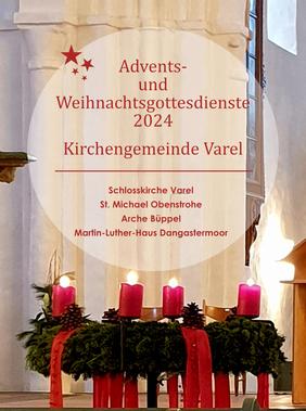 Adventskranz in der Kirche.