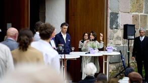 Enthüllung des Tympanons der Schlosskirche Varel.